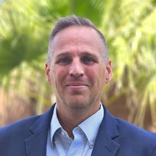 Braden Breinholt, Managing Partner of New Wave Real Estate